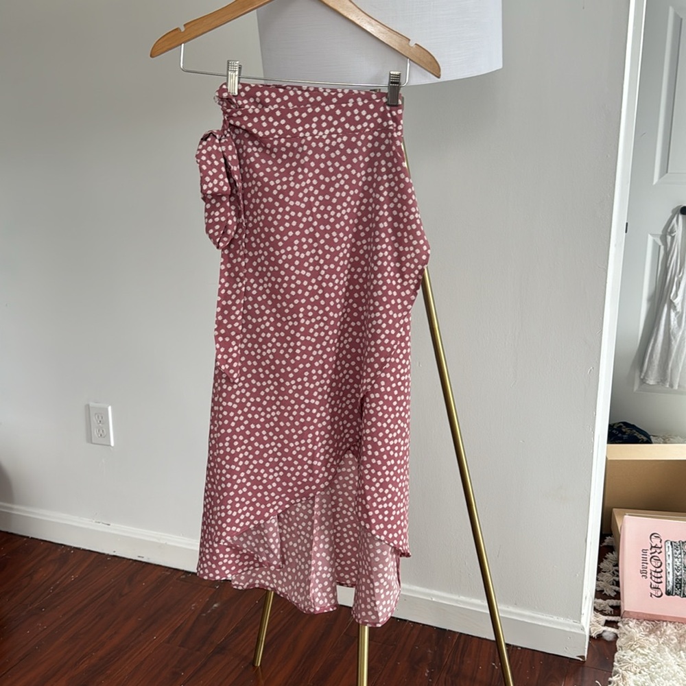 Rose pink and white wrap skirt, SHEIN, small